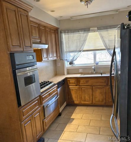 2748 CRESTVIEW Avenue, Montgomery, AL 36109