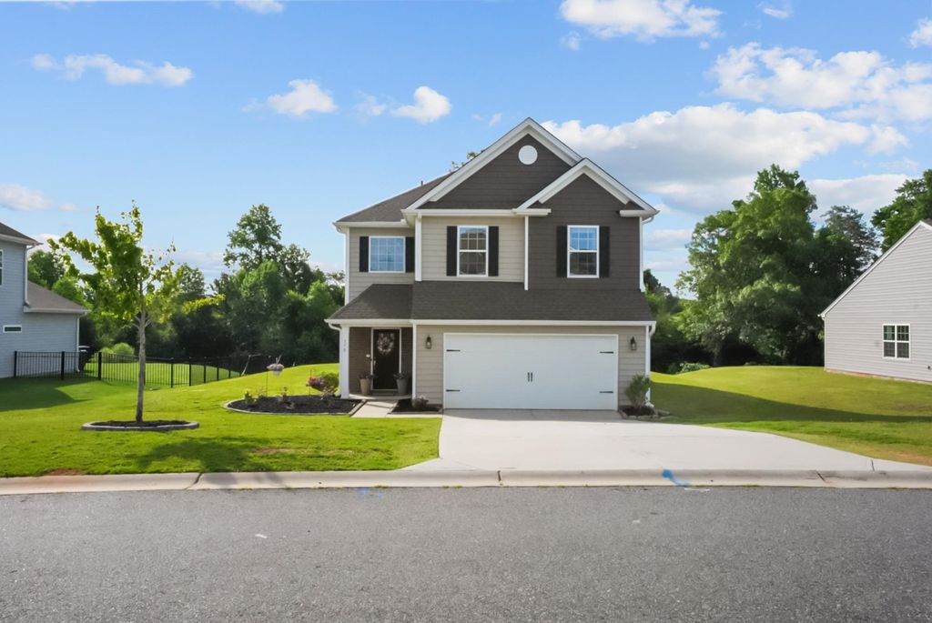 570 New Cut Meadows Road, Inman, SC 29349