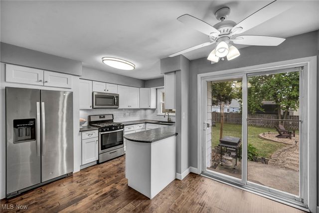 4138 Buckeye Avenue, Willoughby, OH 44094