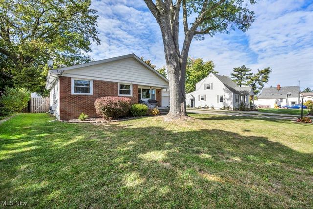 4138 Buckeye Avenue, Willoughby, OH 44094