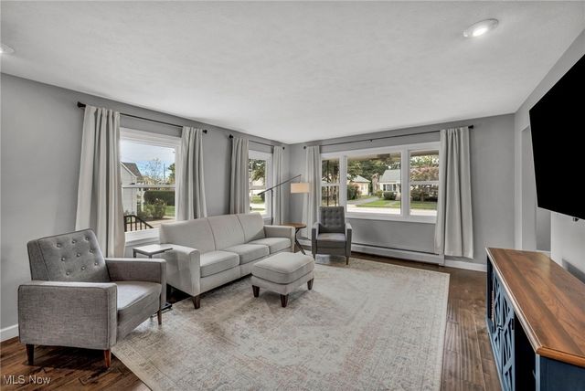 4138 Buckeye Avenue, Willoughby, OH 44094