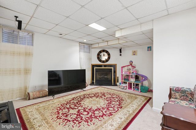 239 SPRING VALLEY WAY, Aston, PA 19014