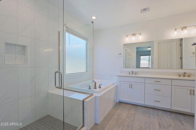 6660 N 128TH Lane, Glendale, AZ 85307