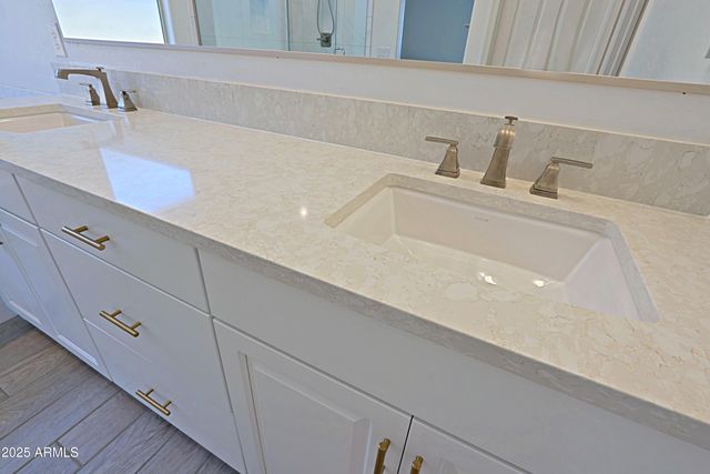 6660 N 128TH Lane, Glendale, AZ 85307