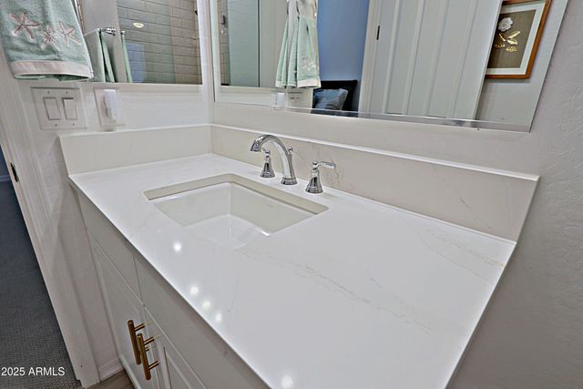 6660 N 128TH Lane, Glendale, AZ 85307