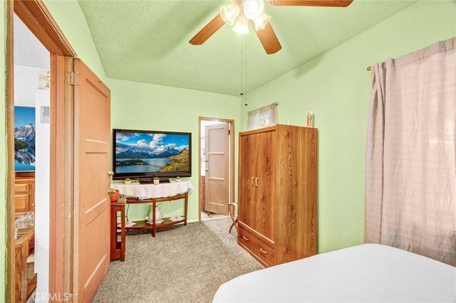 2118 Hickory Street, Santa Ana, CA 92707