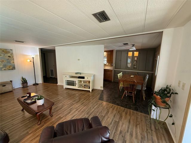 9 S BOBWHITE ROAD, Wildwood, FL 34785
