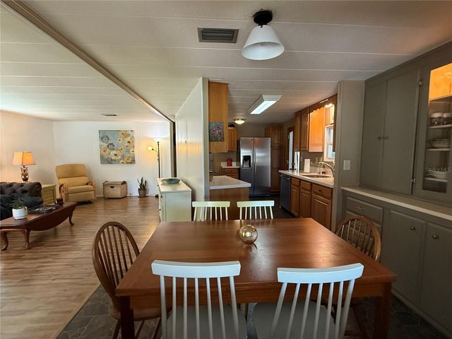9 S BOBWHITE ROAD, Wildwood, FL 34785