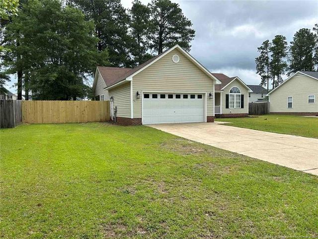1529 Clan Campbell Drive, Raeford, NC 28376