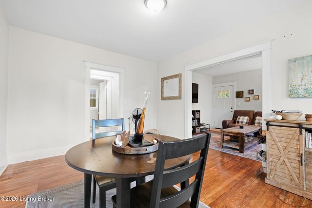 1855 Harvard Dr, Louisville, KY 40205