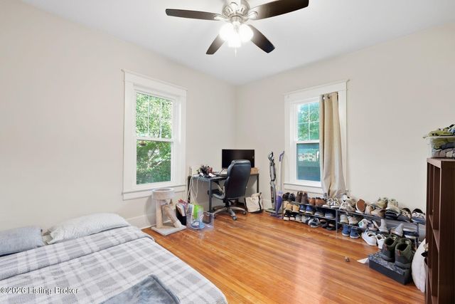 1855 Harvard Dr, Louisville, KY 40205