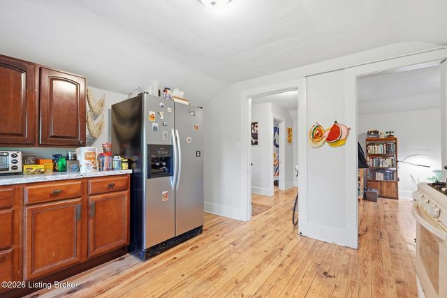 1855 Harvard Dr, Louisville, KY 40205
