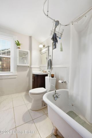1855 Harvard Dr, Louisville, KY 40205