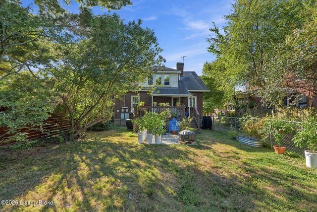1855 Harvard Dr, Louisville, KY 40205