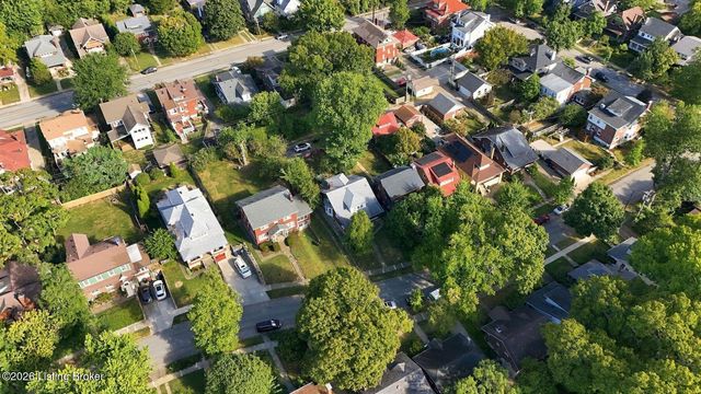 1855 Harvard Dr, Louisville, KY 40205