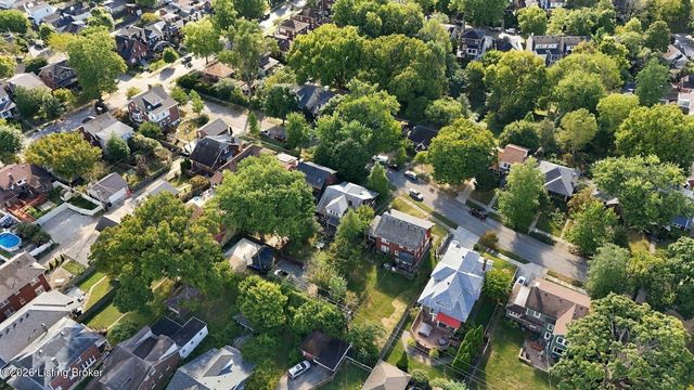 1855 Harvard Dr, Louisville, KY 40205