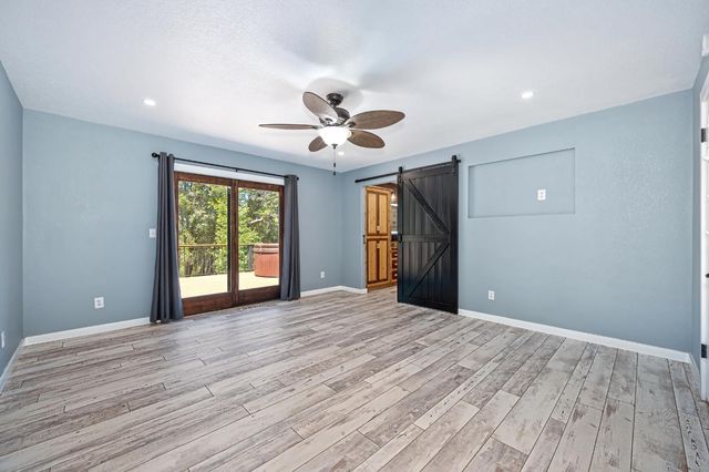 25990 Ridgeview Ct, Colfax, CA 95713