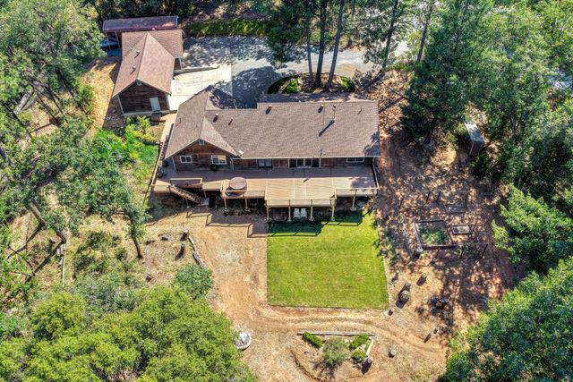 25990 Ridgeview Ct, Colfax, CA 95713
