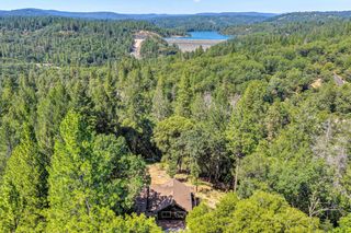 25990 Ridgeview Ct, Colfax, CA 95713