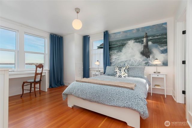 322 S Forest Street, Bellingham, WA 98225