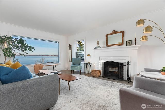 322 S Forest Street, Bellingham, WA 98225