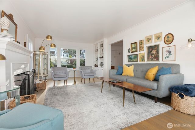 322 S Forest Street, Bellingham, WA 98225