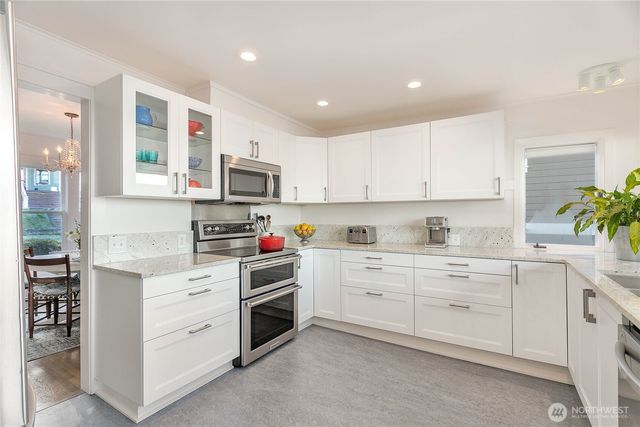 322 S Forest Street, Bellingham, WA 98225