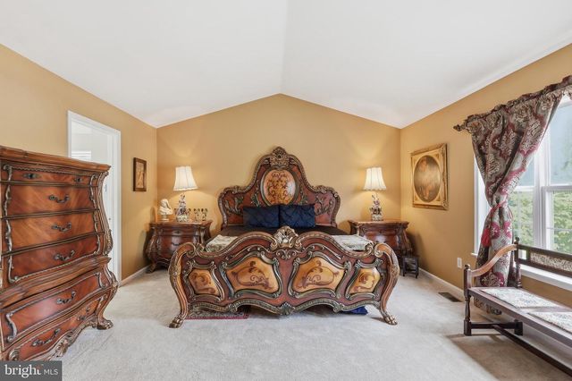 103 HIDDEN CT, New Hope, PA 18938