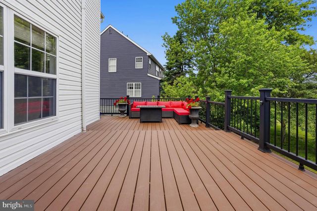 103 HIDDEN CT, New Hope, PA 18938
