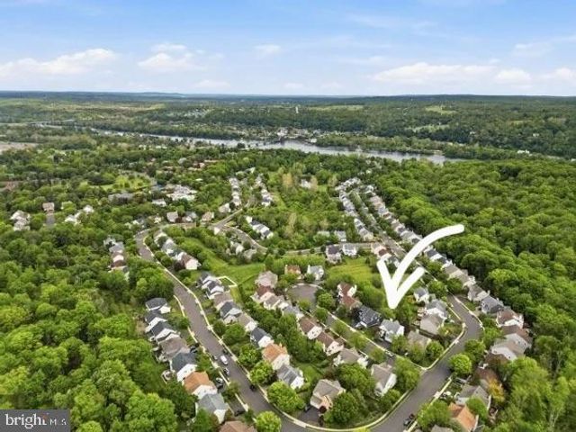 103 HIDDEN CT, New Hope, PA 18938
