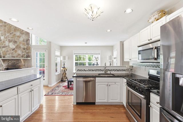 103 HIDDEN CT, New Hope, PA 18938