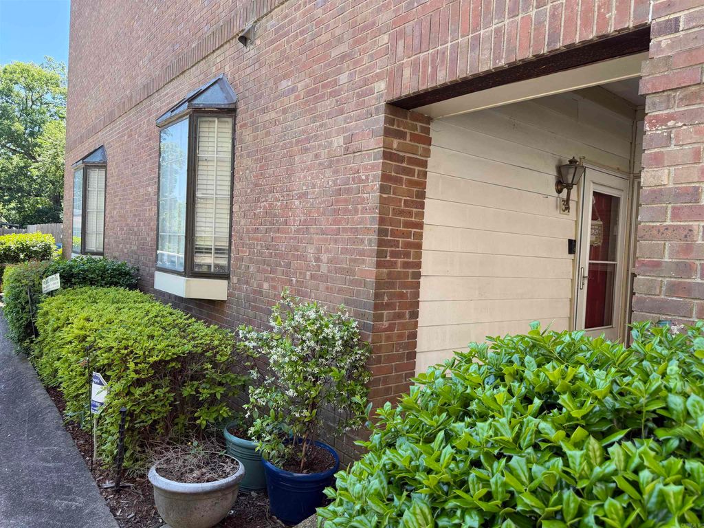 416 N Pierce St Apt 34, Little Rock, AR 72205