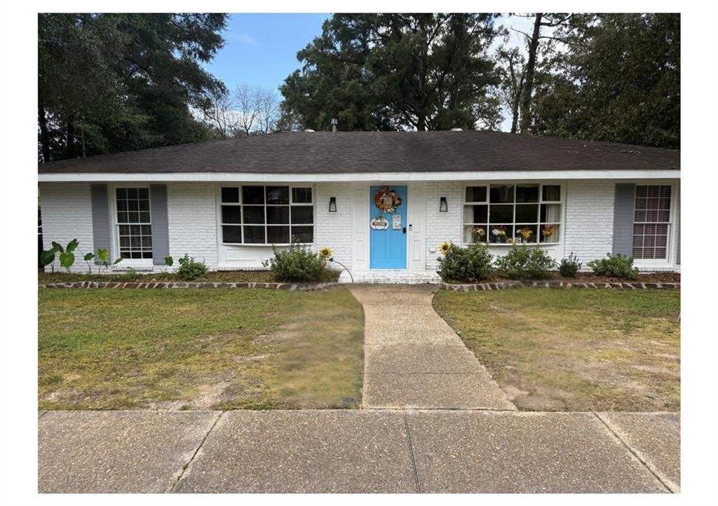 4857 Woodcliff N Drive, Mobile, AL 36693