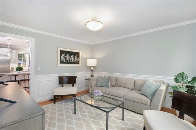 42 East Lantern Road, Lincoln, RI 02865