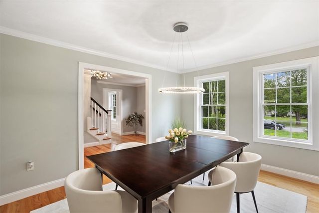 42 East Lantern Road, Lincoln, RI 02865