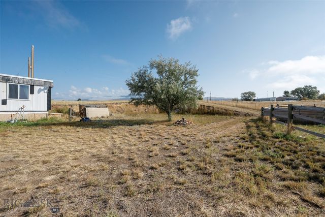 23 Holdsworth Road, Whitehall, MT 59759