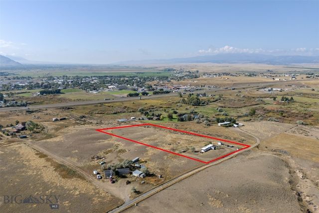 23 Holdsworth Road, Whitehall, MT 59759