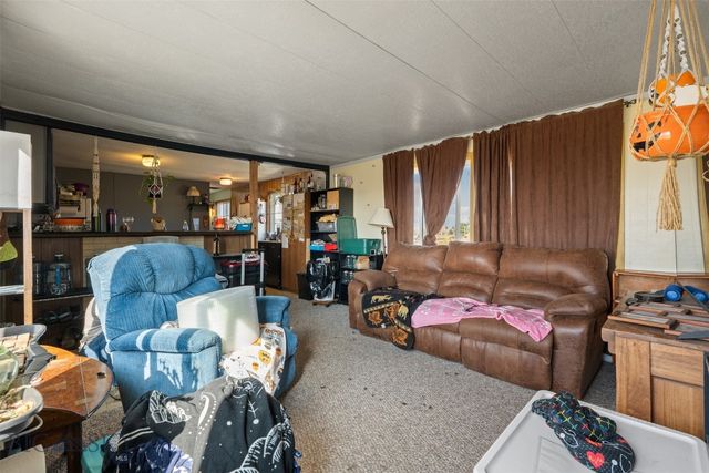 23 Holdsworth Road, Whitehall, MT 59759