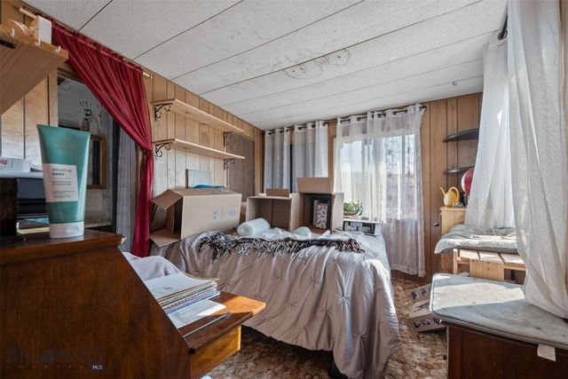 23 Holdsworth Road, Whitehall, MT 59759