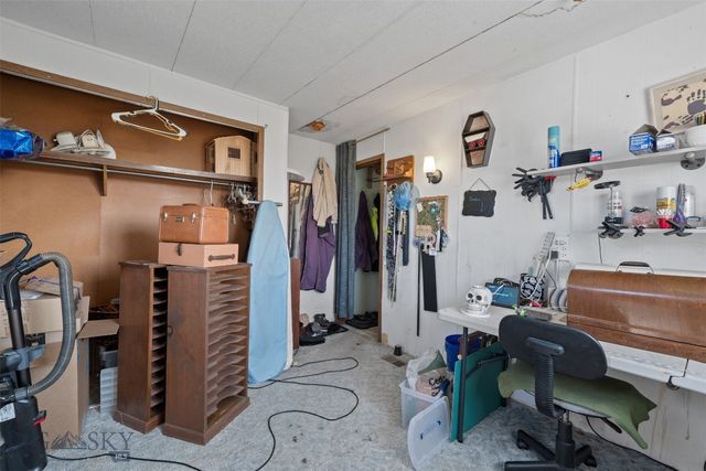 23 Holdsworth Road, Whitehall, MT 59759