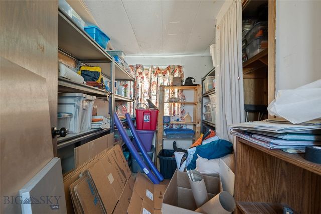 23 Holdsworth Road, Whitehall, MT 59759