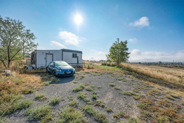 23 Holdsworth Road, Whitehall, MT 59759