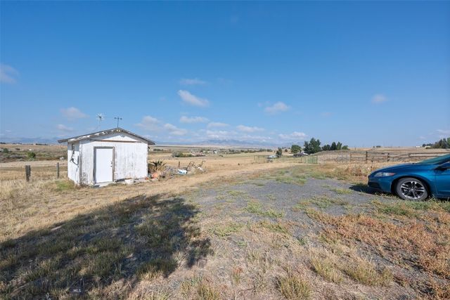 23 Holdsworth Road, Whitehall, MT 59759