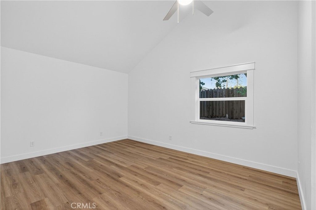Image 10 of property listing at 8082 N Sherman, Fresno, CA 93720