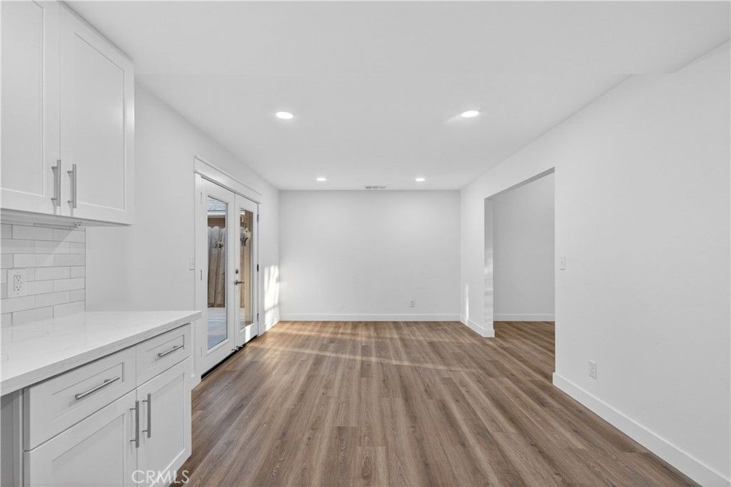 Image 13 of property listing at 8082 N Sherman, Fresno, CA 93720