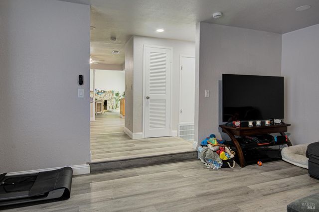 147 Erin Dr, Vallejo, CA 94589