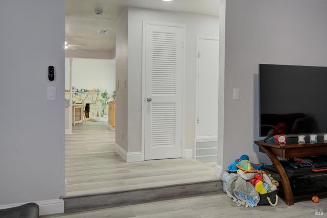 147 Erin Dr, Vallejo, CA 94589