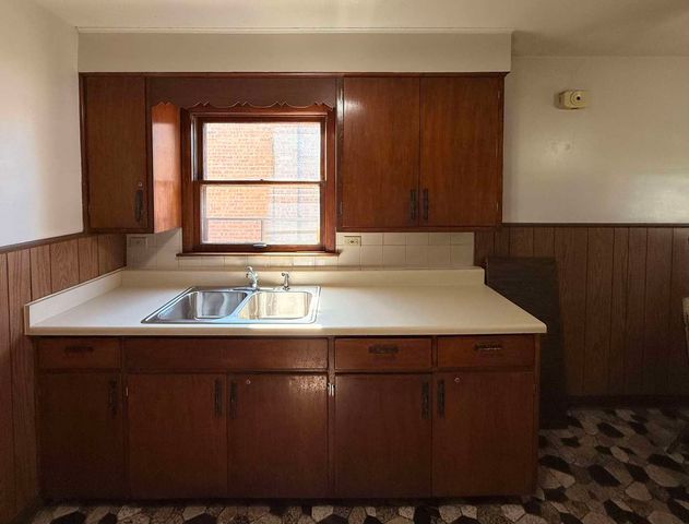 1631 N 36th Avenue, Melrose Park, IL 60160