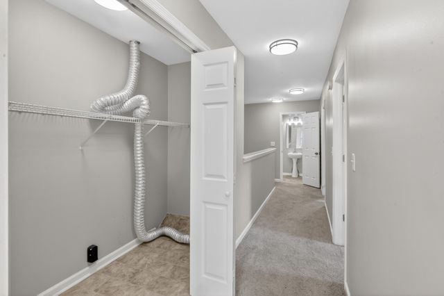 1211 Waggoner Dr, Nashville, TN 37214