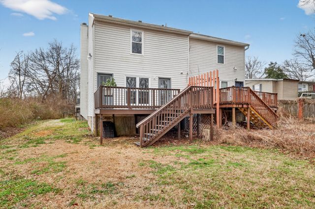 1211 Waggoner Dr, Nashville, TN 37214